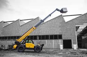 9K 55’ Telehandler w/ Outriggers