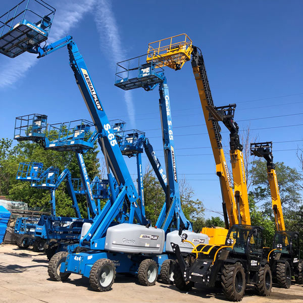 Telescopic boom lift from Aerial Plus Inc.
