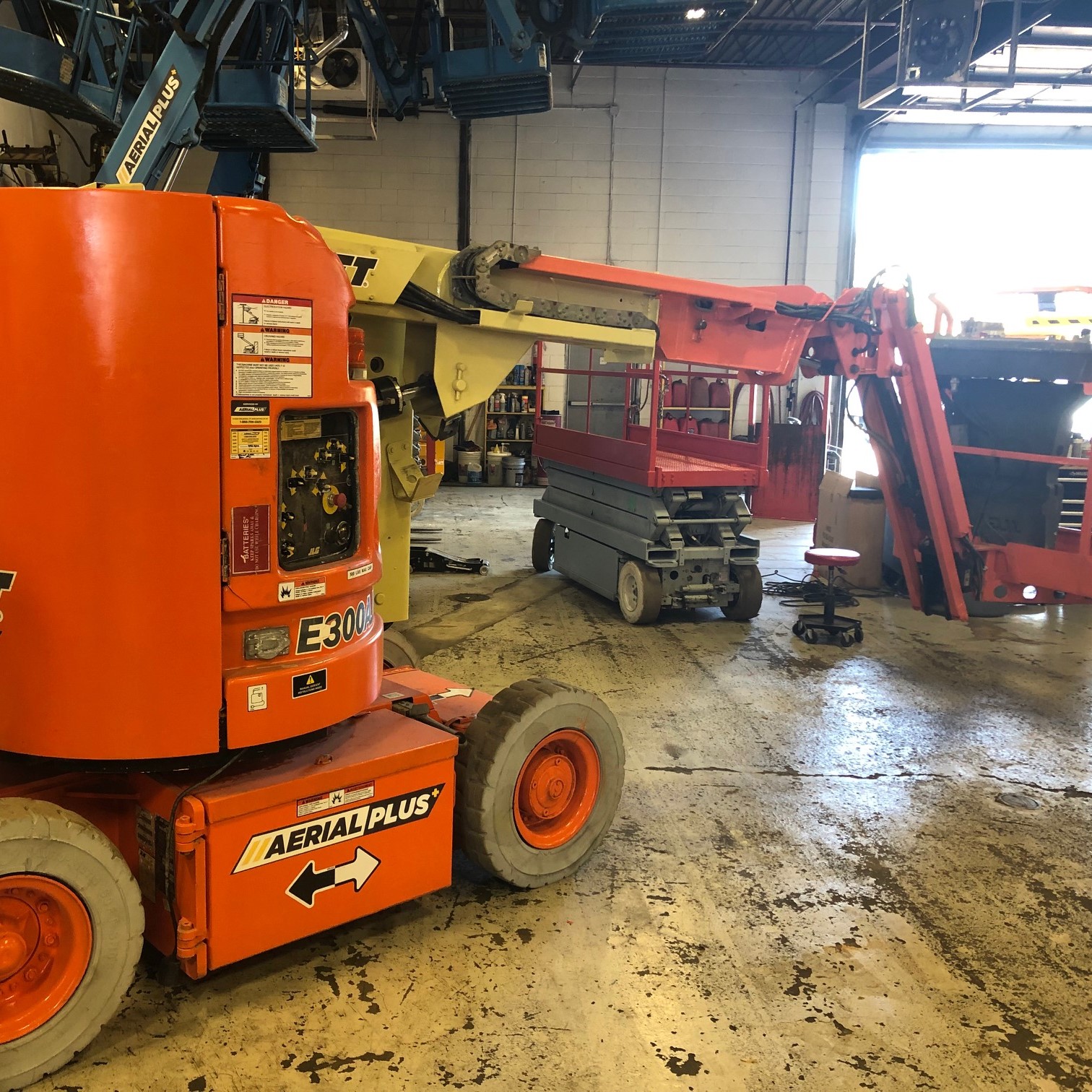 JLG E300 AJP