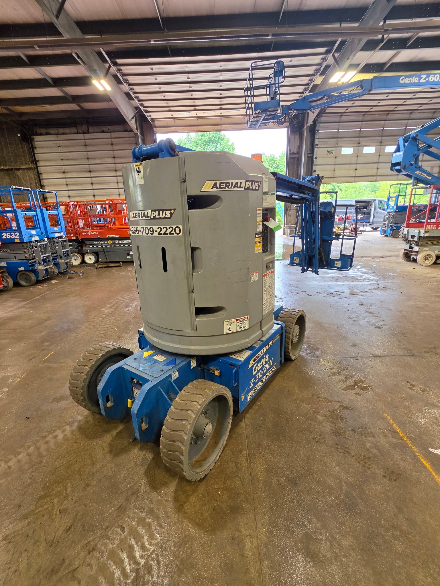 Genie Z-30/20N Electric-Powered Articulating Boom Lift-04