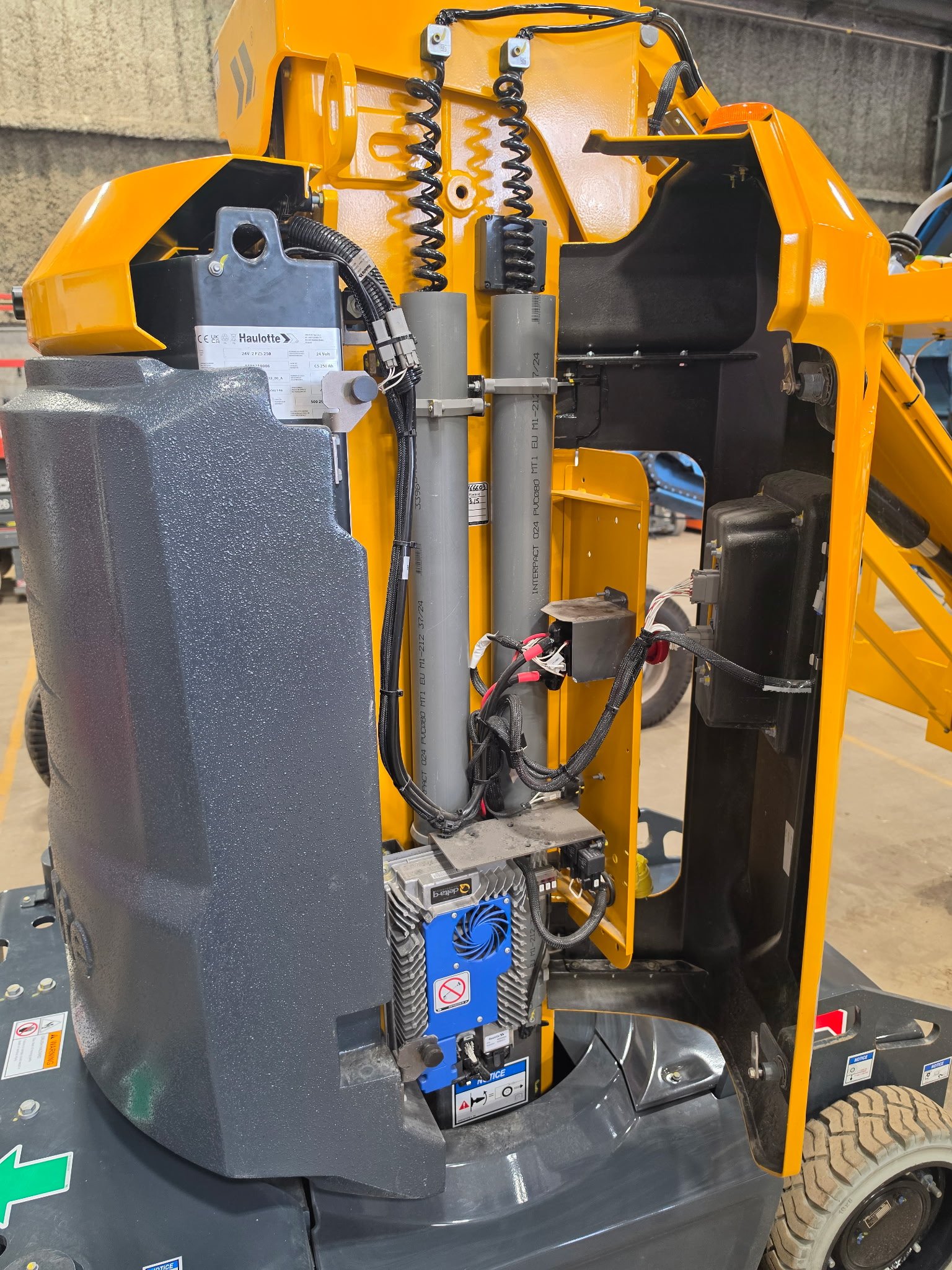 New Haulotte Star26 Electric Boom-09