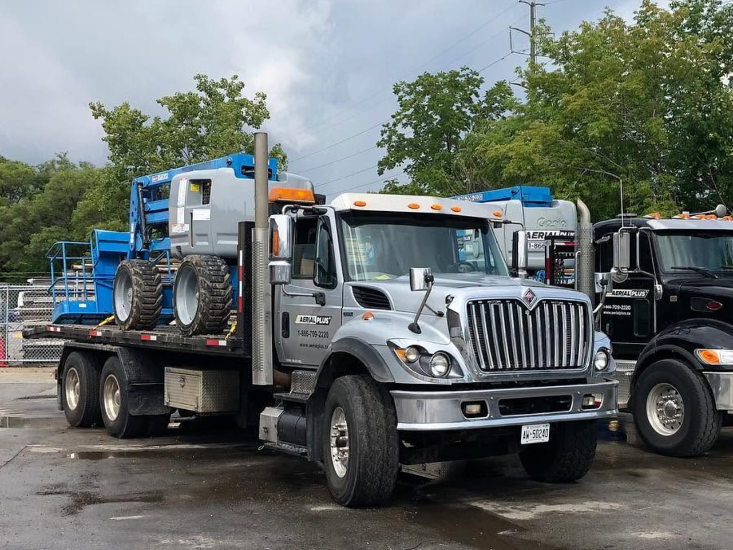 Aerial lift delivery to customer in the GTA